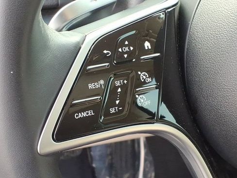 Certified 2024 Mercedes-Benz GLE 450 4MATIC image 9