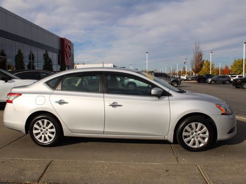 Used 2013 Nissan Sentra S image 6