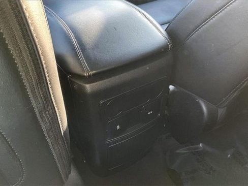 Used 2024 Ford Explorer XLT w/ Equipment Group 202A image 36