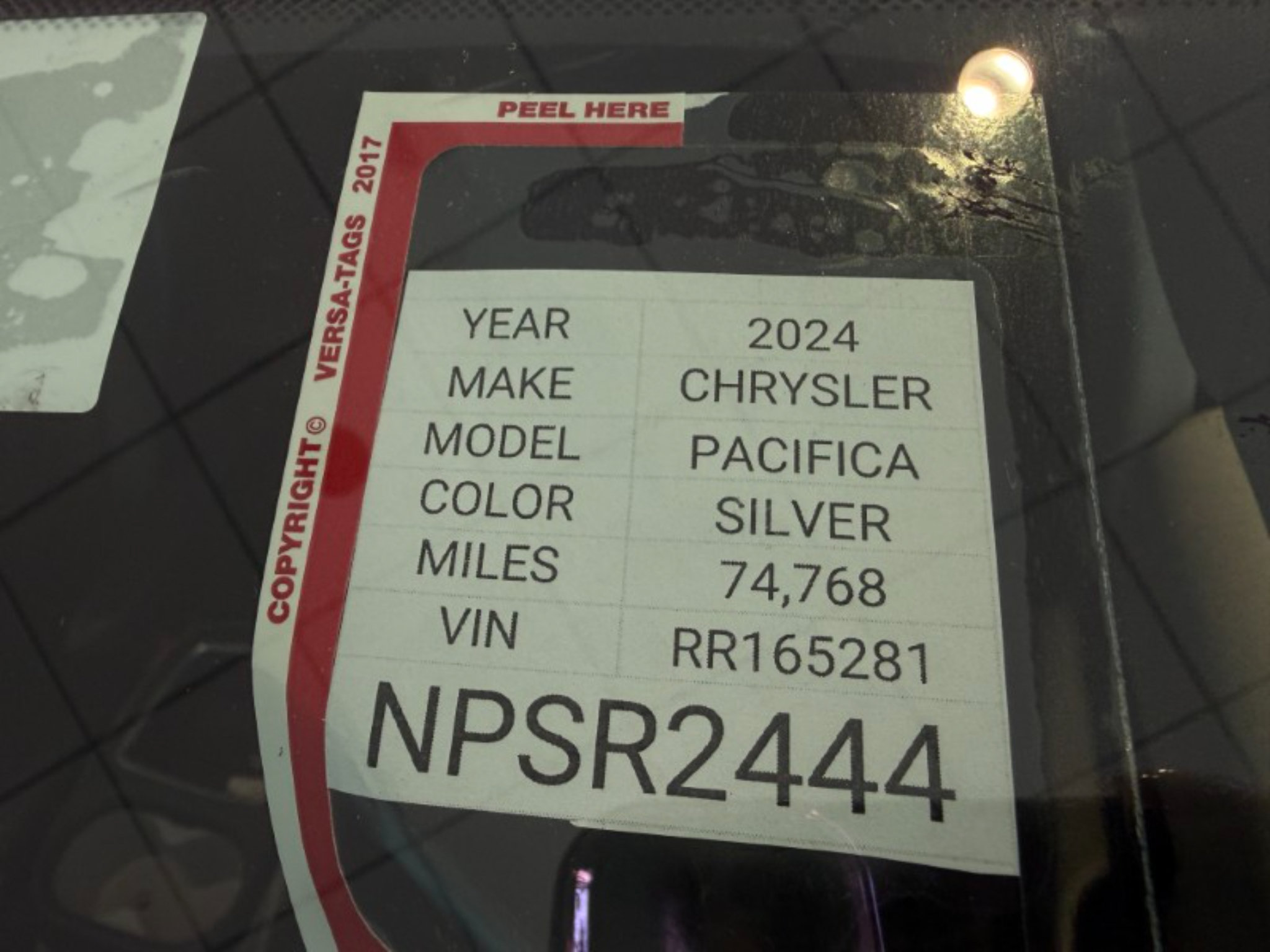 Used 2024 Chrysler Pacifica Touring-L FWD image 47