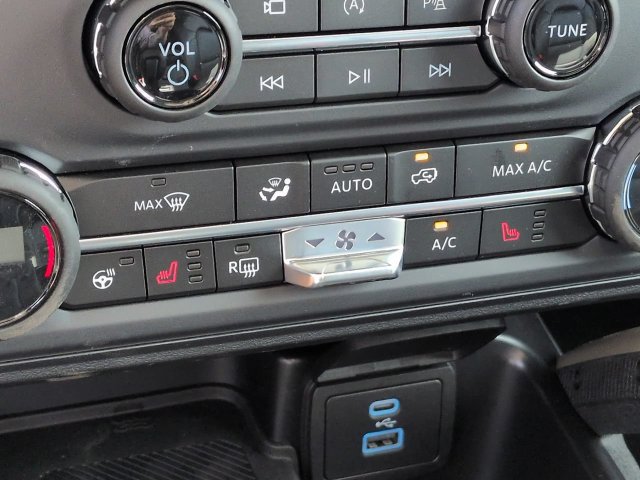 Used 2025 Ford Bronco Badlands AWD/4WD image 27