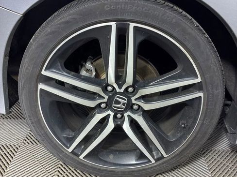 Used 2016 Honda Accord Sport image 19