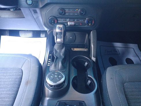 Used 2022 Ford Bronco Outer Banks image 19