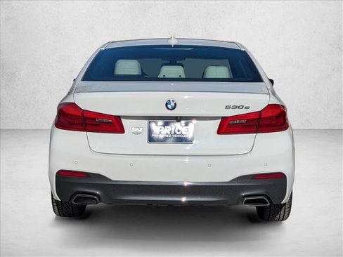 Used 2018 BMW 530e xDrive image 7