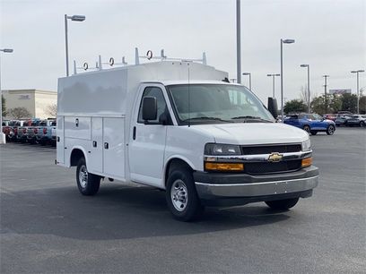New 2025 Chevrolet Express 3500 Work Van w/ Power Convenience Package