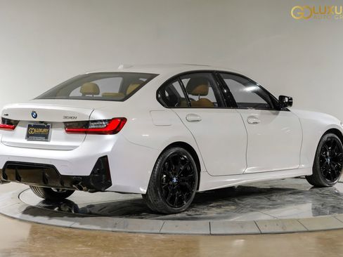 Used 2025 BMW 330i xDrive Sedan w/ M Sport Package image 10