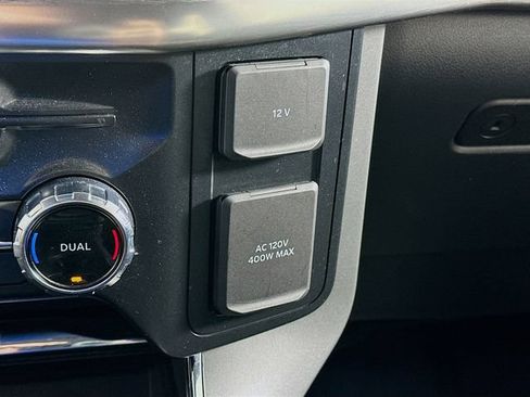 Used 2022 Ford F150 Lariat AWD/4WD image 21