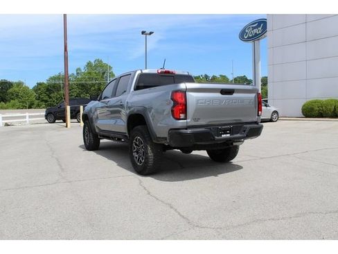 Used 2024 Chevrolet Colorado ZR2 w/ ZR2 Convenience Package III AWD/4WD image 3