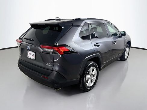 Certified 2021 Toyota RAV4 LE AWD/4WD image 7