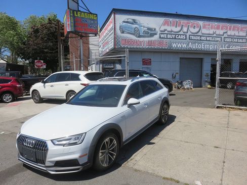 Used 2018 Audi A4 2.0T allroad Premium Plus AWD/4WD image 2