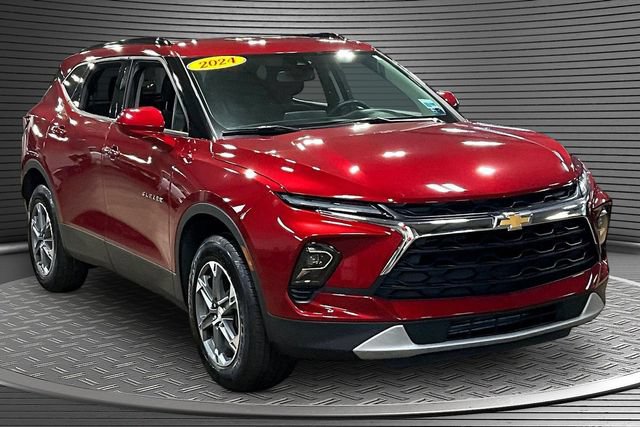 Certified 2024 Chevrolet Blazer LT w/ Convenience Package FWD image 3