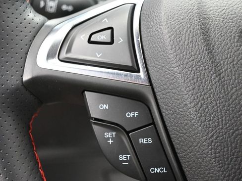 Used 2024 Ford Edge ST-Line image 12