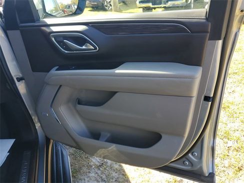 Used 2024 Chevrolet Tahoe LT image 39