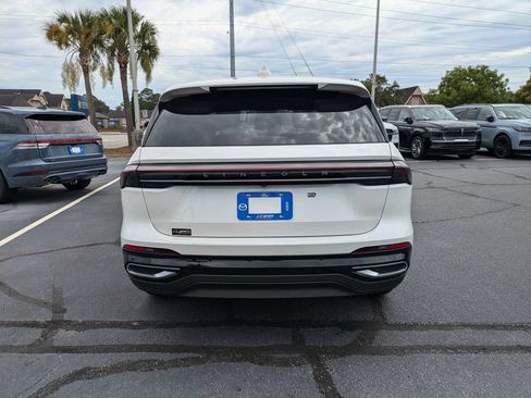 New 2026 Lincoln Nautilus Premier AWD/4WD image 5