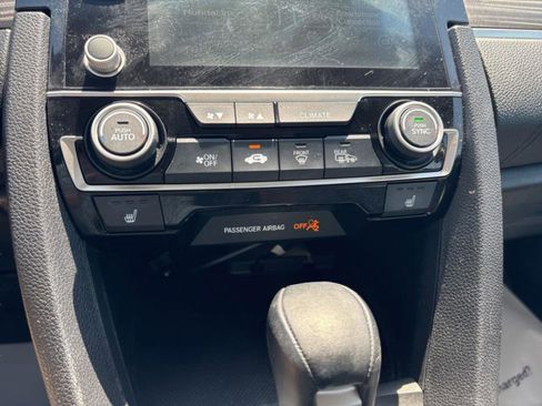 Used 2019 Honda Civic EX image 17