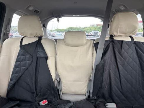Used 2016 Honda Odyssey SE image 21