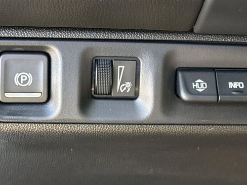 Used 2023 GMC Acadia Denali FWD image 16
