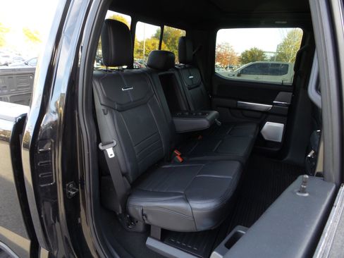 Used 2025 Ford F250 Platinum image 43