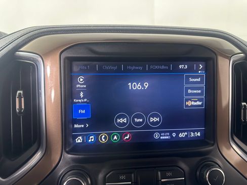Used 2021 Chevrolet Silverado 1500 High Country w/ Technology Package AWD/4WD image 31