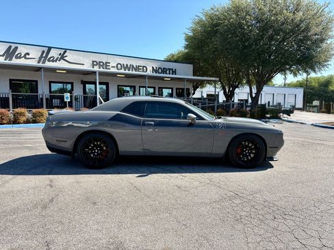 Used 2018 Dodge Challenger T/A RWD image 2