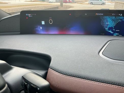 Used 2025 Lincoln Navigator L Reserve image 15