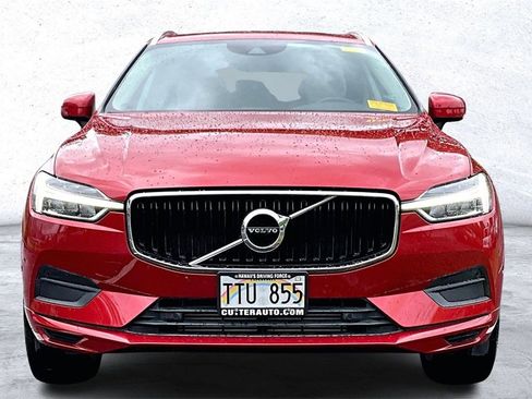 Used 2019 Volvo XC60 T5 Momentum w/ Premium Package image 3