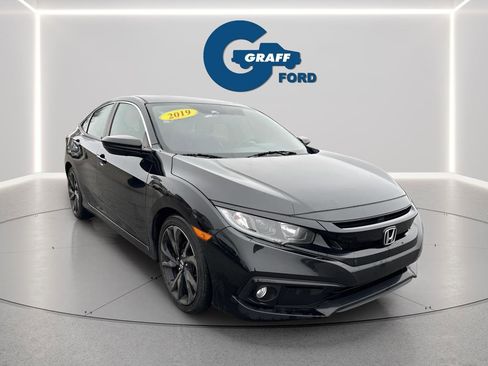 Used 2019 Honda Civic Sport image 3