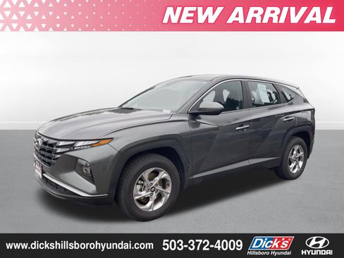 Used 2022 Hyundai Tucson SE w/ Winter Package AWD/4WD image 1