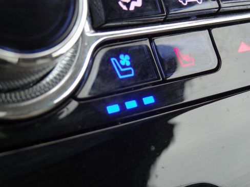 Certified 2021 Lincoln Corsair Reserve w/ Equipment Group 201A image 41