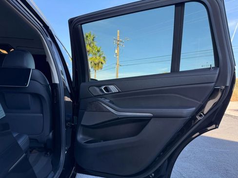 Used 2019 BMW X7 xDrive40i w/ Premium Package image 38