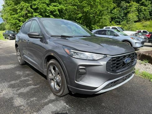 Used 2023 Ford Escape ST-Line w/ Tech Pack #1 AWD/4WD image 1