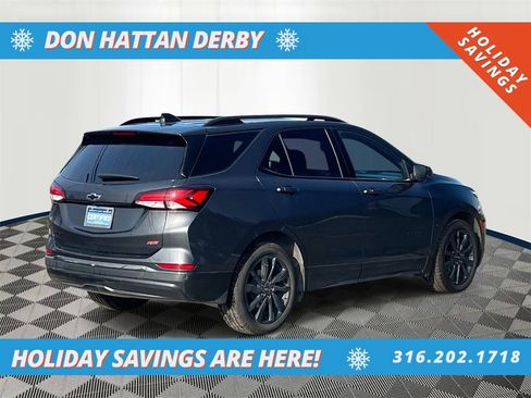Used 2023 Chevrolet Equinox RS w/ LPO, Floor Liner Package image 9
