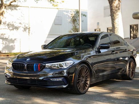 Used 2018 BMW 530i xDrive image 8