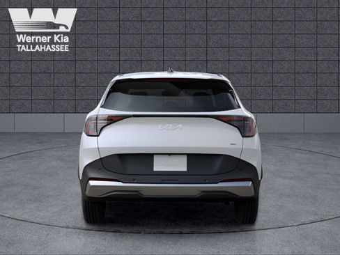 New 2026 Kia Sportage LX image 5