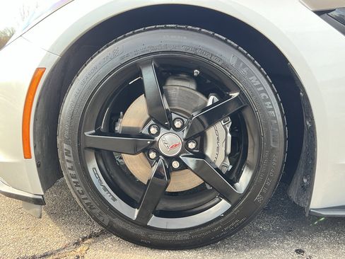 Used 2014 Chevrolet Corvette Stingray Coupe w/ Battery Protection Package image 9