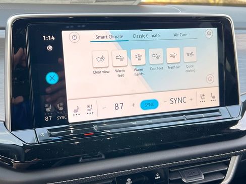 New 2026 Volkswagen Atlas Cross Sport SE image 23