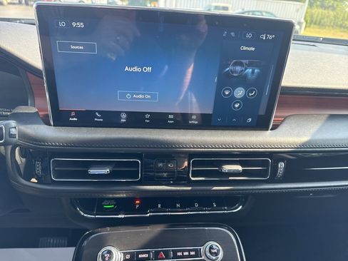 Used 2022 Lincoln Nautilus Reserve w/ Equipment Group 201A image 21