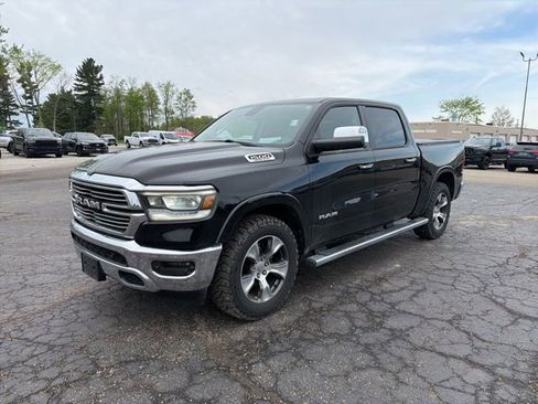 Used 2019 RAM 1500 Laramie AWD/4WD image 4