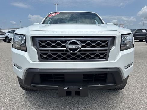 Used 2024 Nissan Frontier SV w/ SV Convenience Package RWD image 9