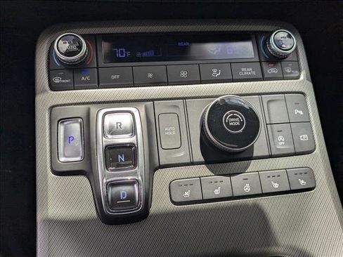 Used 2023 Hyundai Palisade SEL FWD image 12