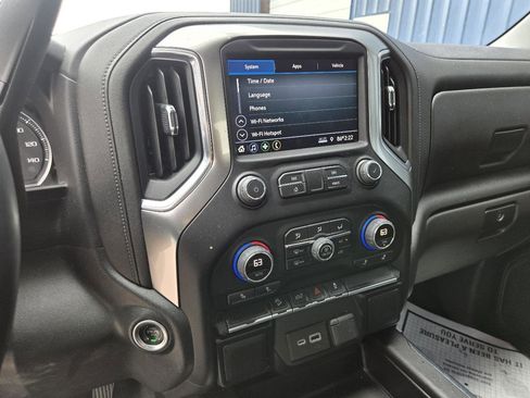 Used 2022 Chevrolet Silverado 1500 LT Trail Boss image 13