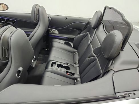 Certified 2024 Mercedes-Benz CLE 300 4MATIC Cabriolet image 15