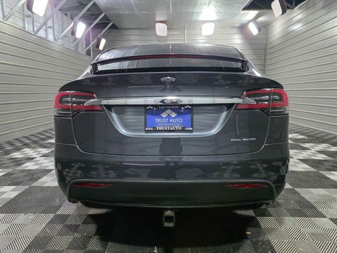 Used 2020 Tesla Model X Long Range image 6