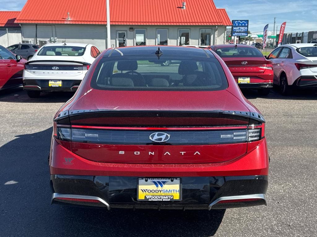 New 2024 Hyundai Sonata SEL w/ Convenience Package FWD image 19
