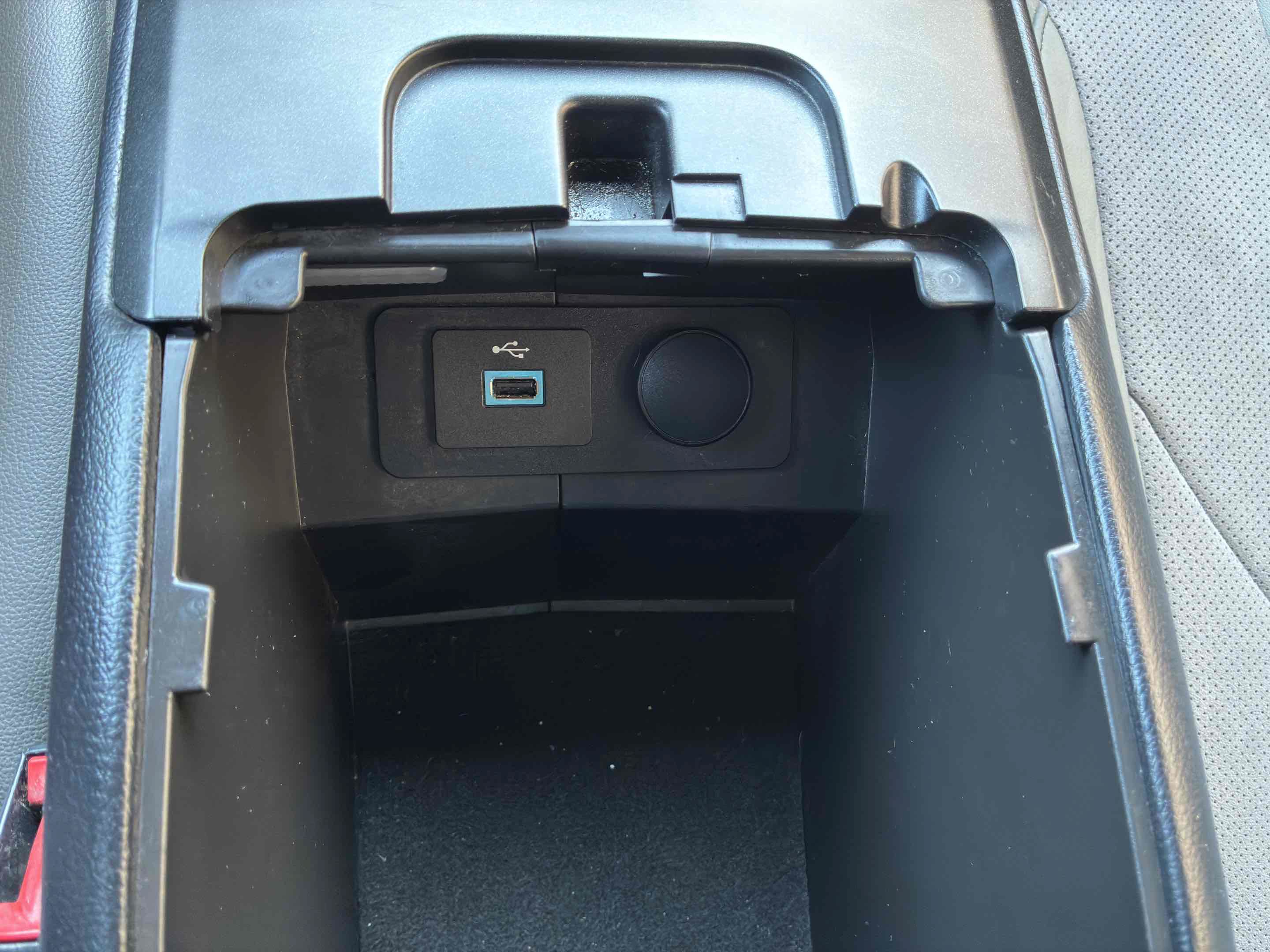 Used 2017 Ford Fusion Sport AWD/4WD image 36