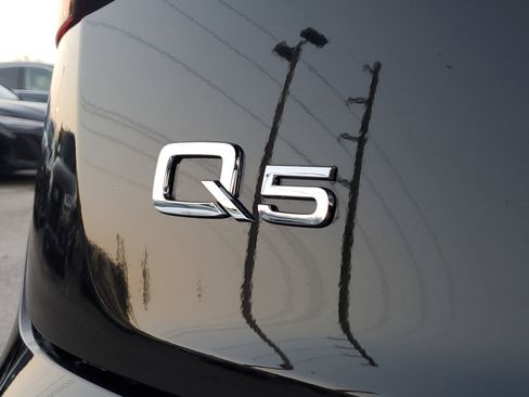 Certified 2023 Audi Q5 2.0T Premium w/ Convenience Package image 7