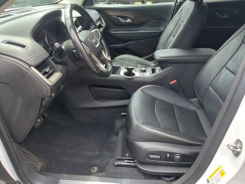 Used 2019 GMC Terrain Denali w/ Advanced Safety Package AWD/4WD image 15