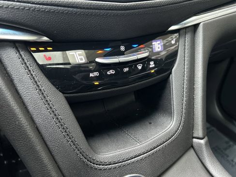 Used 2023 Cadillac XT5 Premium Luxury image 22