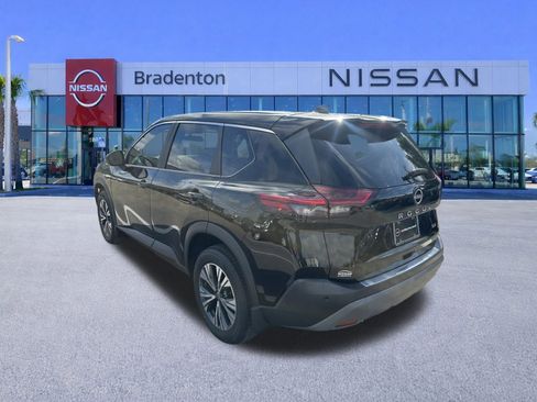 Certified 2023 Nissan Rogue SV image 7