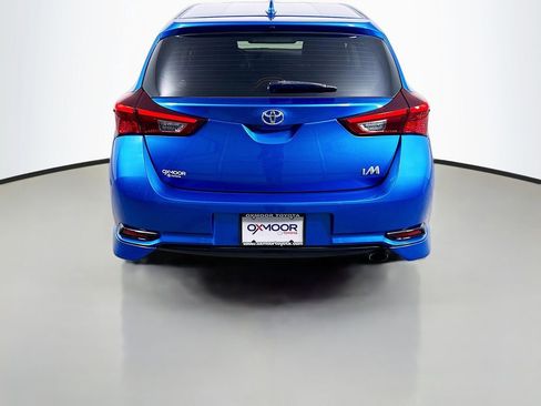 Used 2017 Toyota Corolla iM image 7